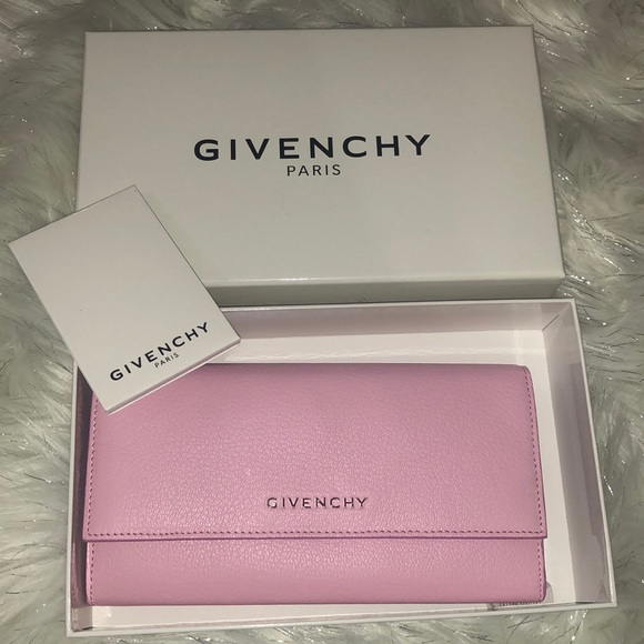 Givenchy Handbags - Givenchy wallet